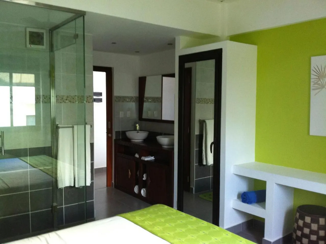 Le Reef Beach Condos - Aloha 喀巴里特